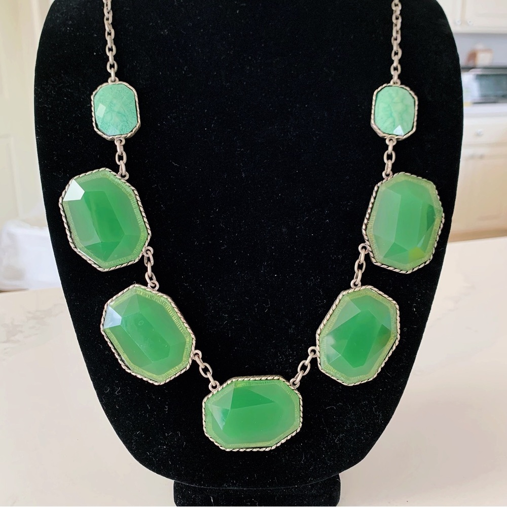 LUCKY Forest Green Resin Unique Link Slab Necklace